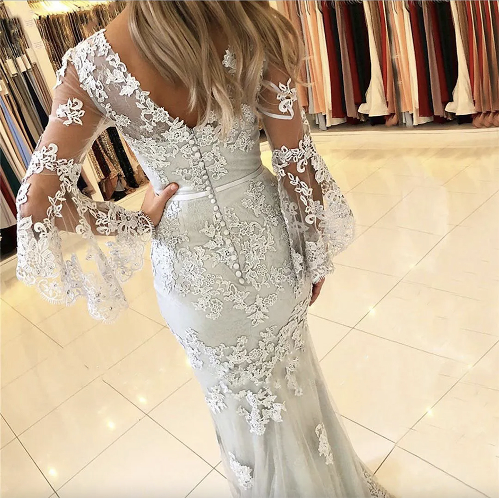 2024 Silver Long Juliet Sleeves Mermaid Wedding Dresses Ribbon Lace Applique Covered Button Sweep Train Formal Bridal Gowns Wear Custom Made Dress