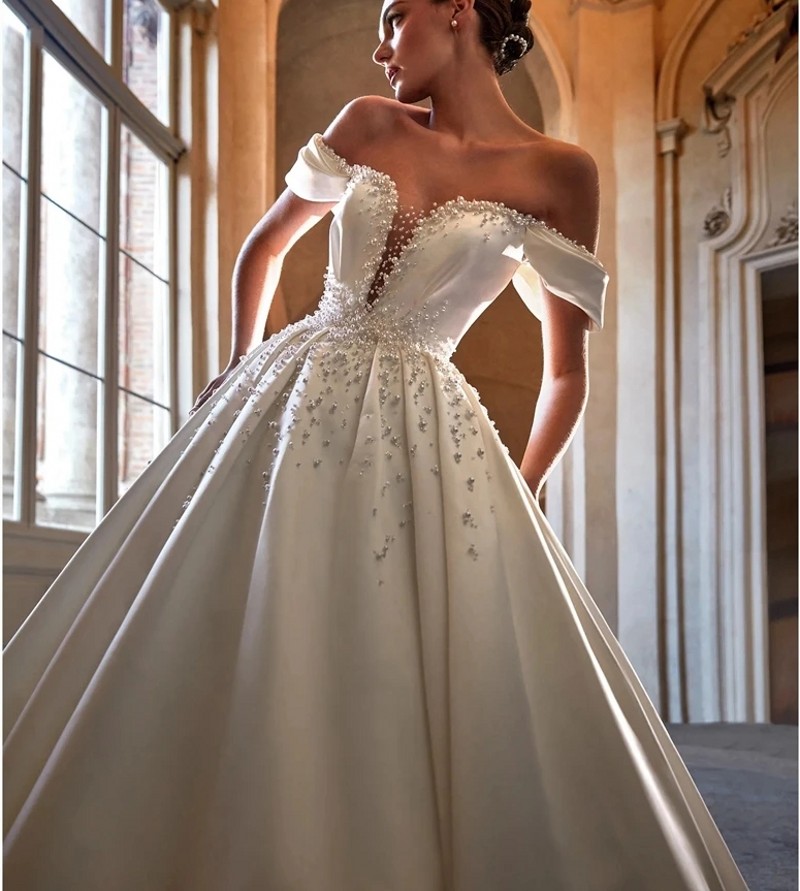 Elegant A-line Satin Wedding Dress 2024 V Neck Pearls Off The Shoulder Court Train Bridal Gowns Princess Custom Made Vestido De Novia
