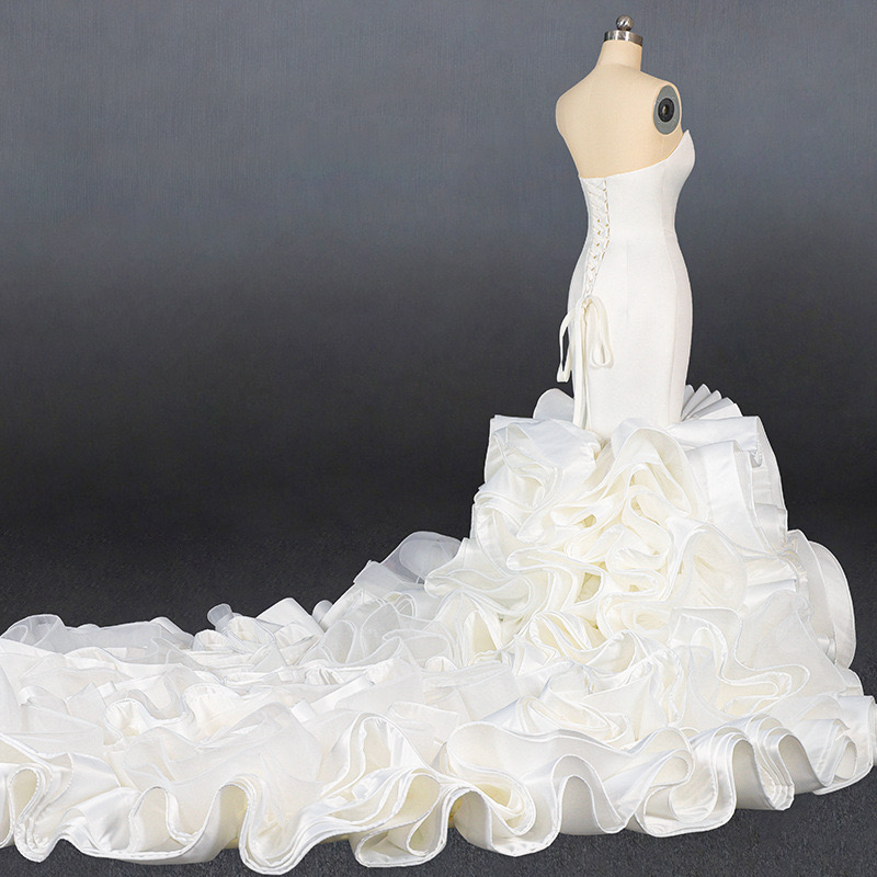 2024 Elegant Satin Mermaid Wedding Dresses New Ruffles Bridal Gown Chapel Sexy Neck Long Train Tulle White Boho Custom Made Plus Size Vestidos De Novi