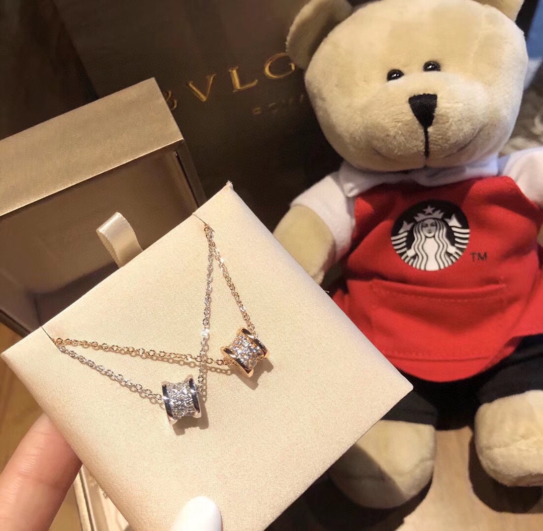 Designer necklace Designer Jewelery Pendant 5A quality for Women Classic Black Circle bulgarily Necklaces Diamonds New 2024