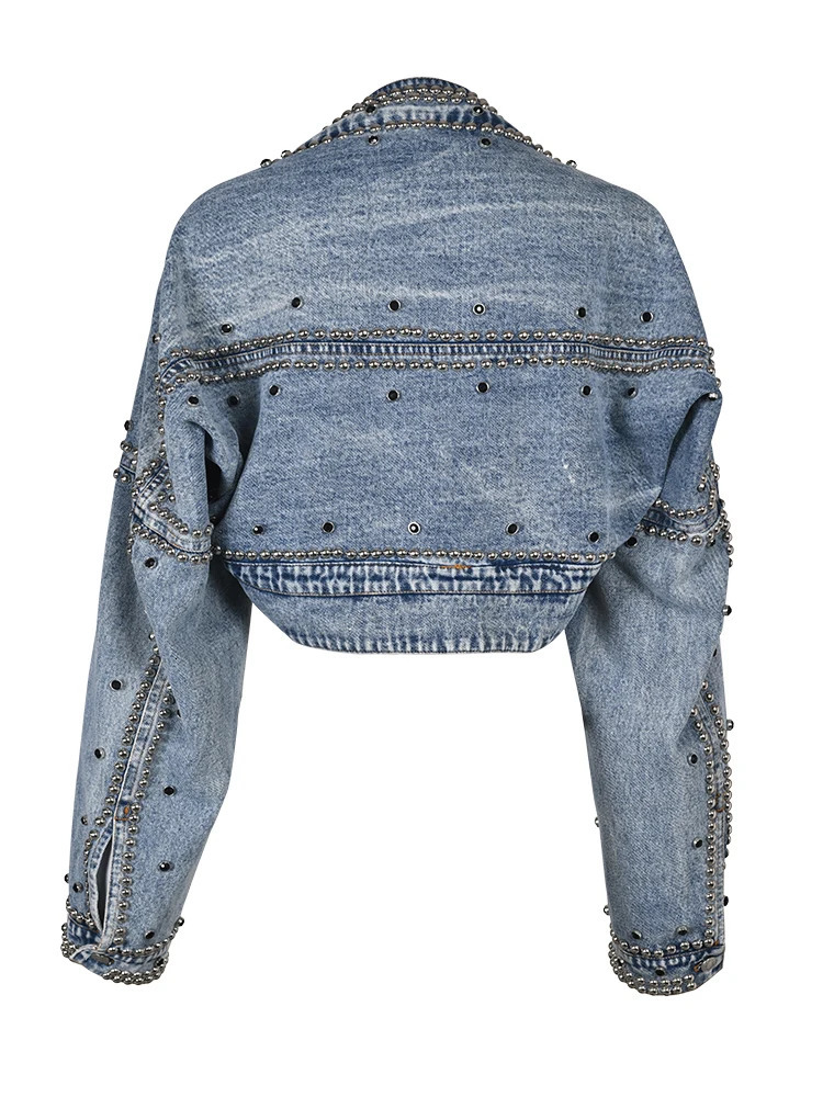 EAM Loose Fit Blue Denim Rivet Short Cool Jacket Lapel Long Sleeve Women Coat Fashion Spring Autumn 2024 1DE828105 240117