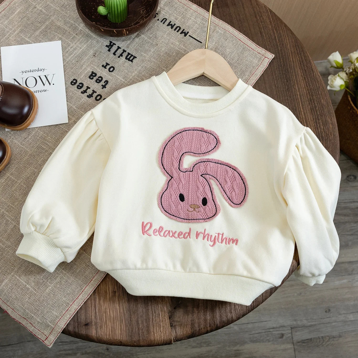Baby Girls Sweatshirt Toddler Kids Rabbit Print Hoodies Thicken Shirts Autumn Winter 1 To 6 Yrs Children's Clothes Princess 240117