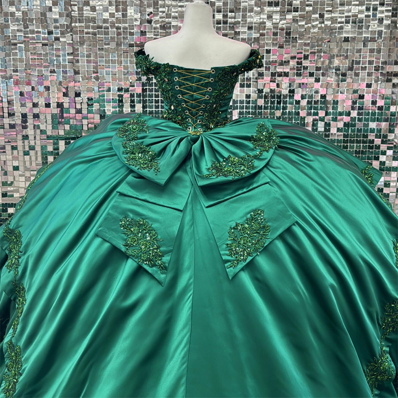 Green Shiny Off the Shoulder Quinceanera Dresses Beads Applique Lace Sweet 16 Birthday Party Ball Gowns vestidos de 15