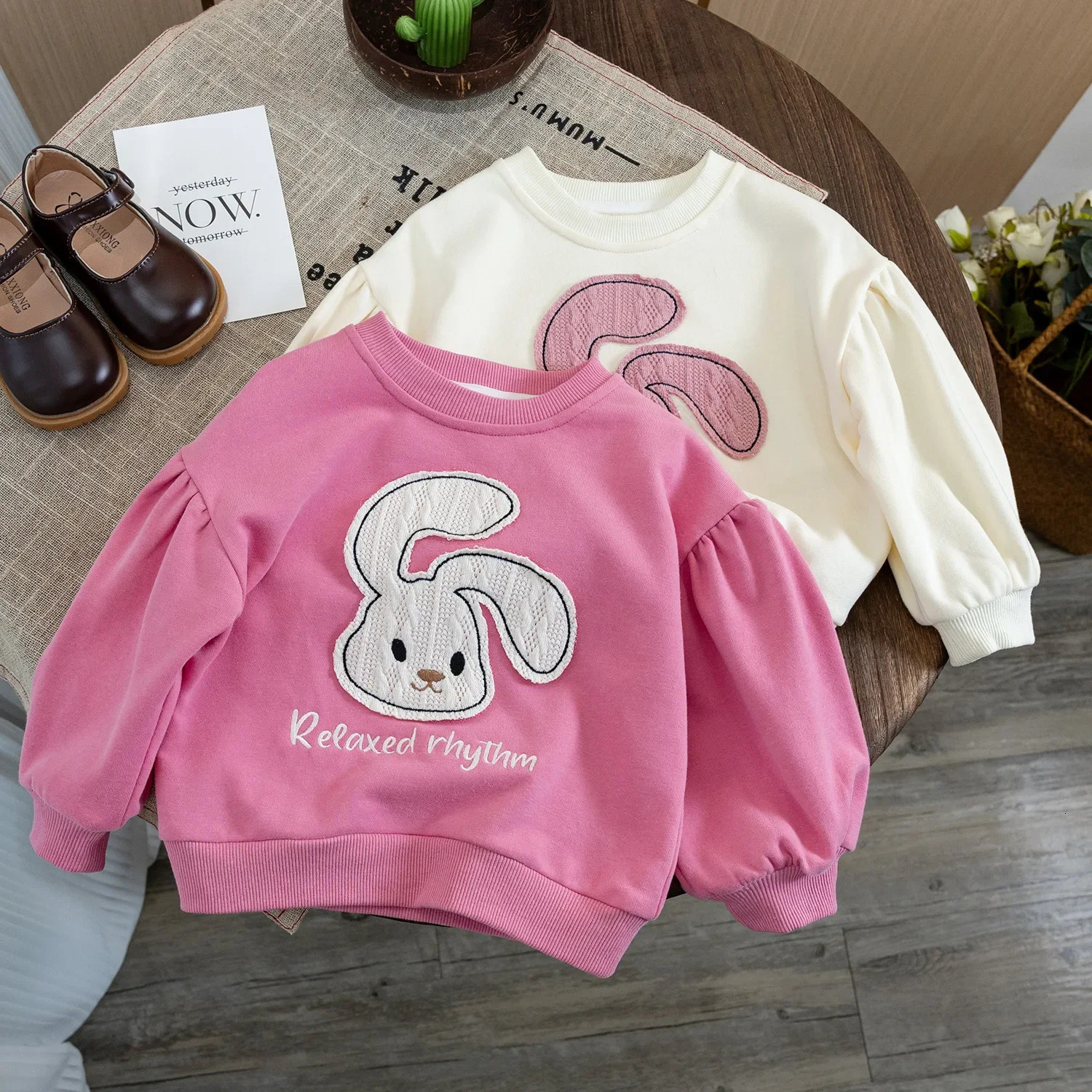 Baby Girls Sweatshirt Toddler Kids Rabbit Print Hoodies Thicken Shirts Autumn Winter 1 To 6 Yrs Children's Clothes Princess 240117