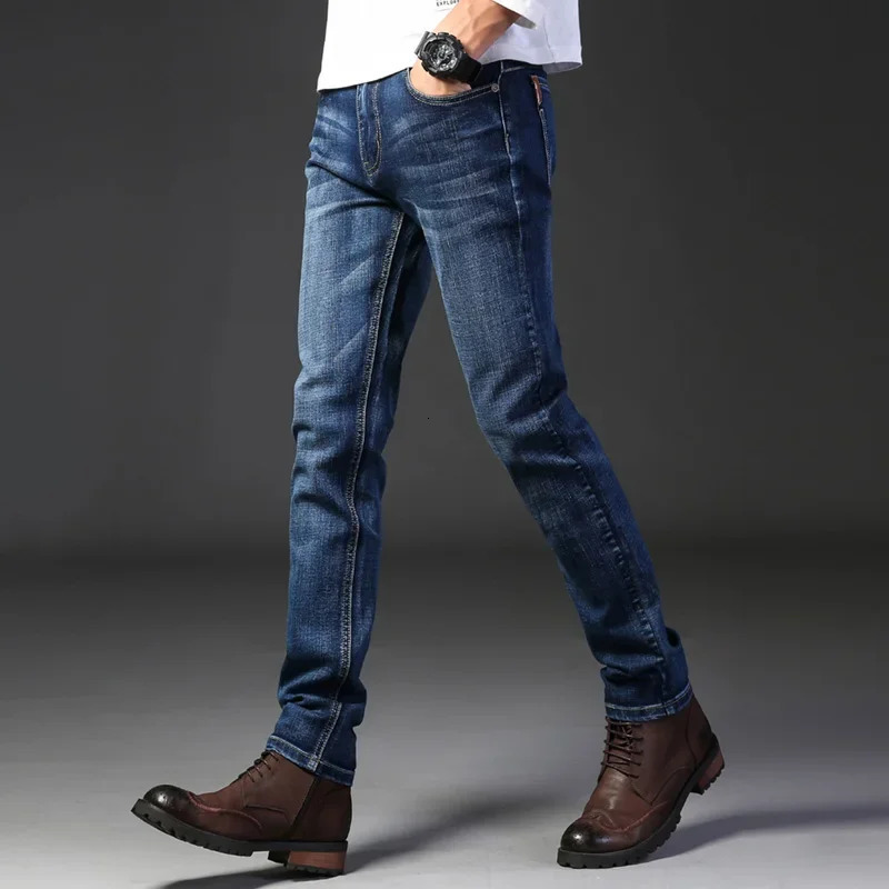 Jeans Men's Winter Seasons Regular Straight Leg Men's Pants Elastic Slim Fit Casual Men's Pants 240117