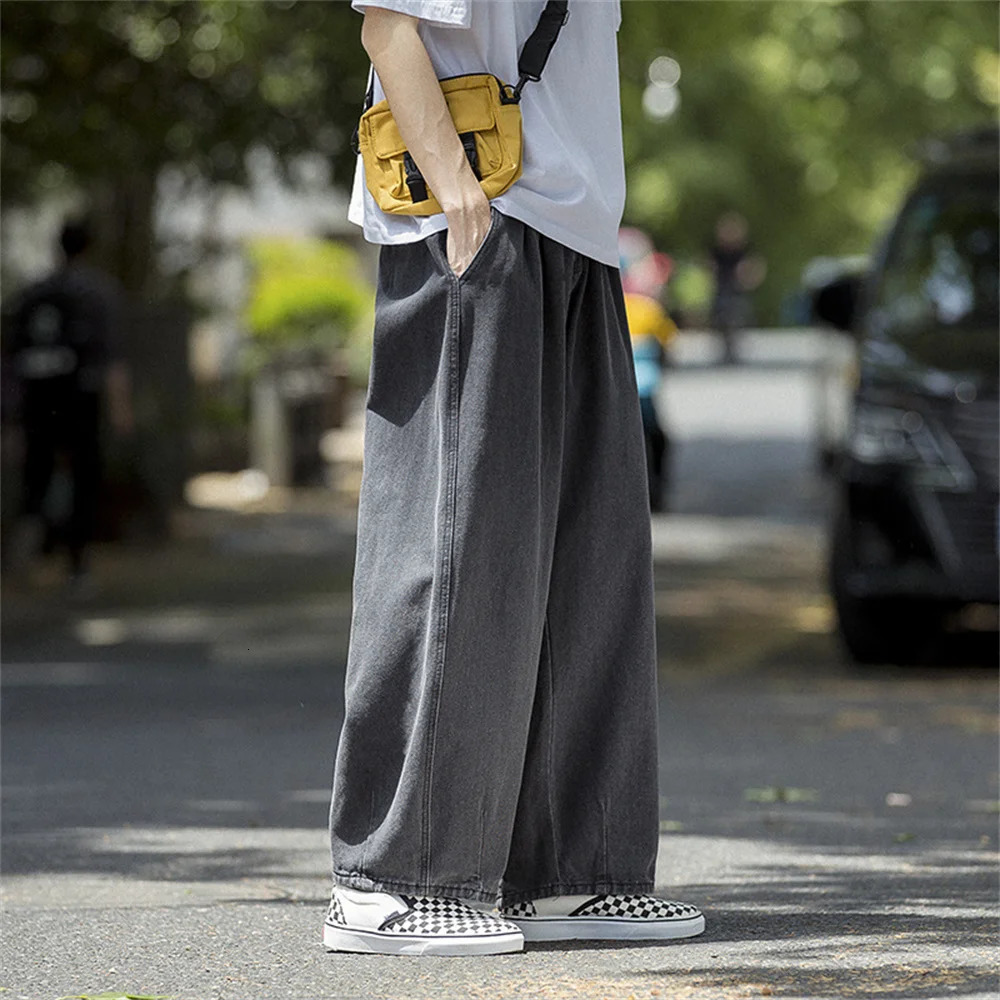 Men Jeans Wide Leg Denim Cargo jean pants Loose Straight Baggy Men's hip hop Streetwear Skateboard Neutral denim Trousers 240117