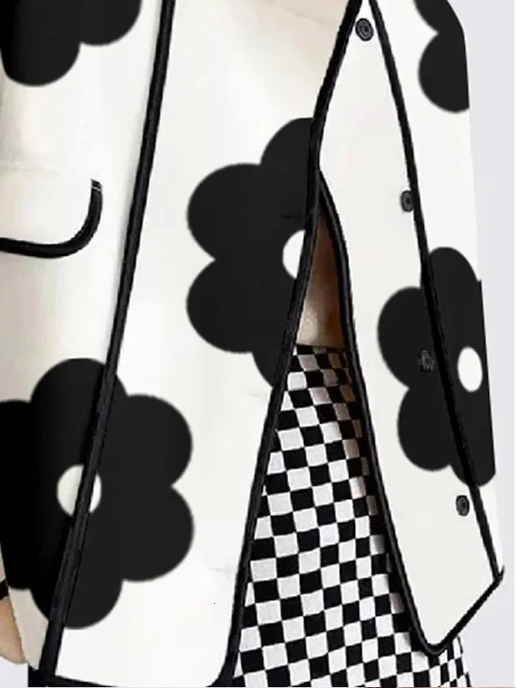 Chic Print Turtleneck Coat Women Sweet Single Breasted Long Sleeve Jackets for Female 2023 Autumn Winter Loose Ladies Outerwear 240117