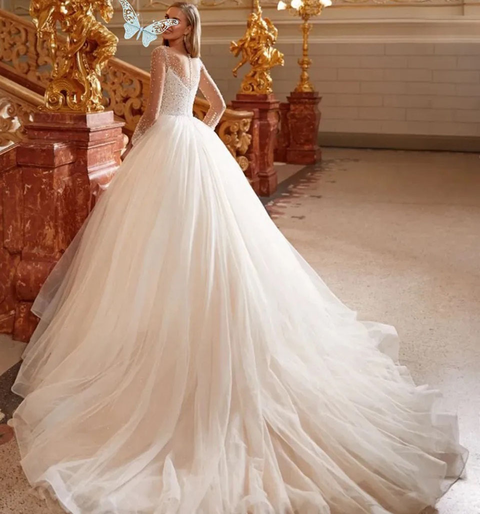 White Wedding Dresses Ivory Bridal Gowns Formal Tulle Beaded Custom Zipper Lace Up Plus Size New Long Sleeve Sweetheart Sweep Train Sequins