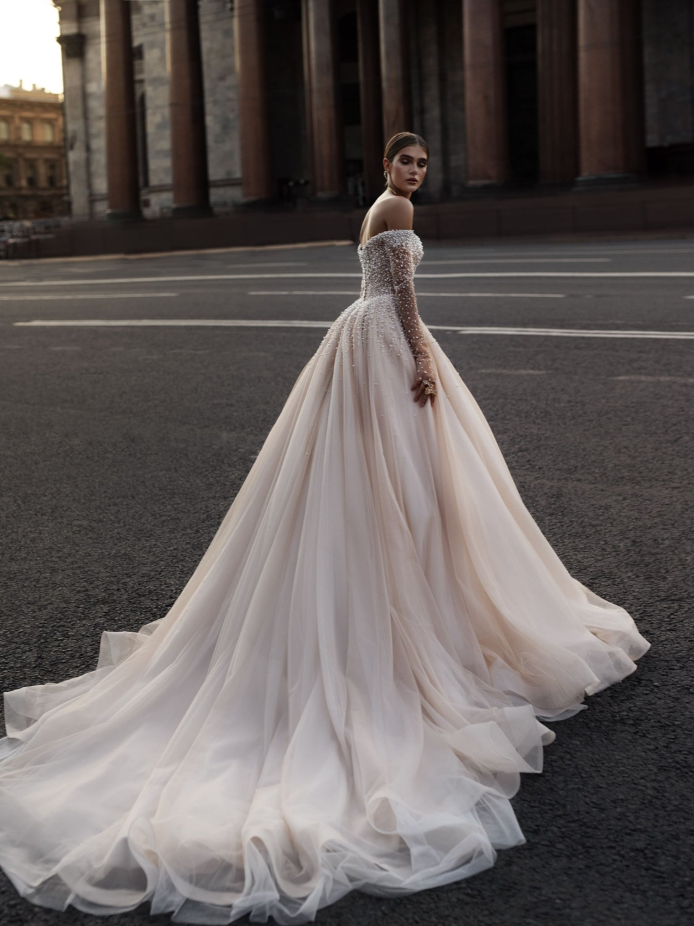 The Ful Off Shoulder Wedding Dress Sparkly Sequins Pearls Bridal Dresses Long Sleeve A E Robe De Mariee Es