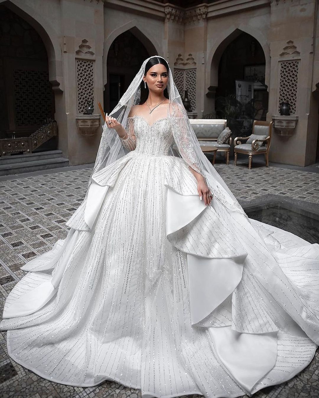 Princess Wedding Dresses Off Shoulder Long Sleeve Beads Sequins Ball Gown Bride Gowns Custom Made Puffy Bridal Dress