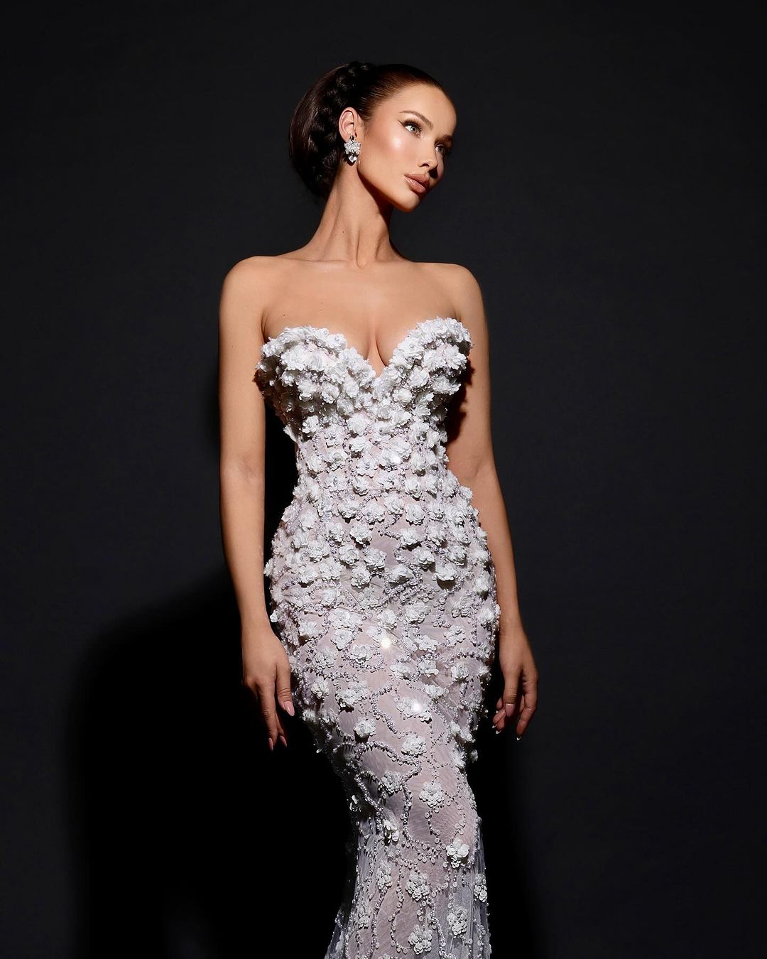 Luxury Beaded Pearls Mermaid Wedding Dress 3D-Floral Appliques Bridal Gowns Detachable Train Sweep Floor Length Bride Dresses