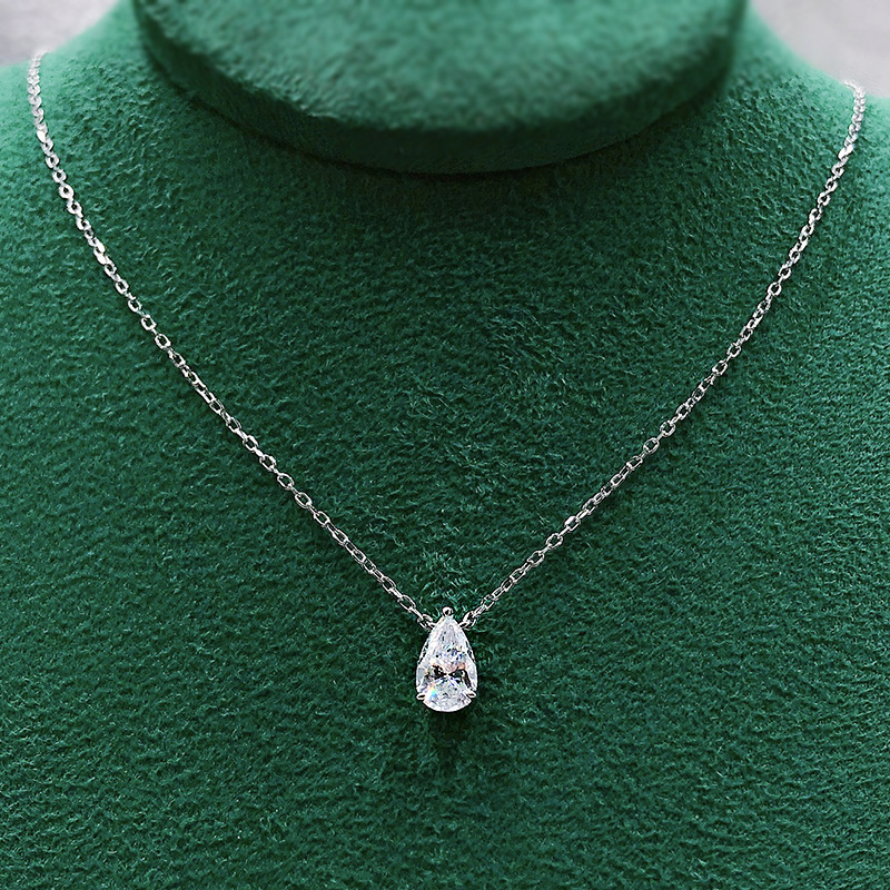 Choucong 2024 Water Drop Pendant Simple Fine Jewelry Real Sterling Sier Pear Cut White Moissanite Dia Gemstones Party Women Gold Earring Gift