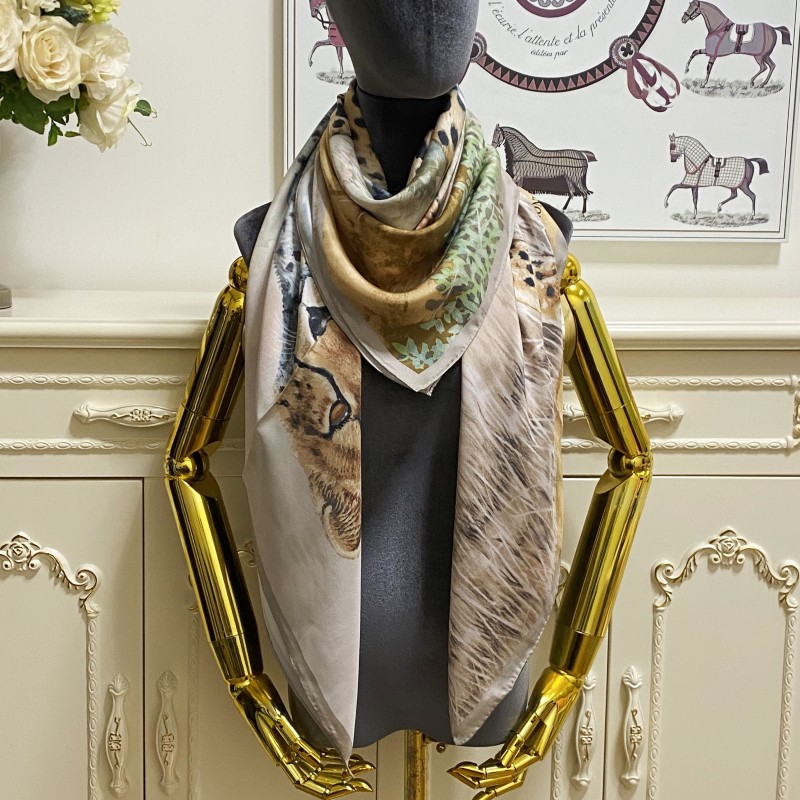 Women's Square Scar… - image