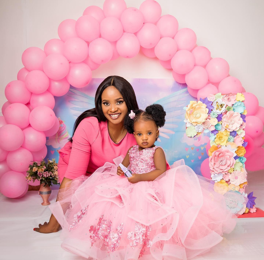 Pink Little Kids' Birthday Party Dresses Flower Girl Dresses Beaded Tiered Tulle Flowergirl Dress Appliqued Lace Princess Queen Ball Gowns For Ma