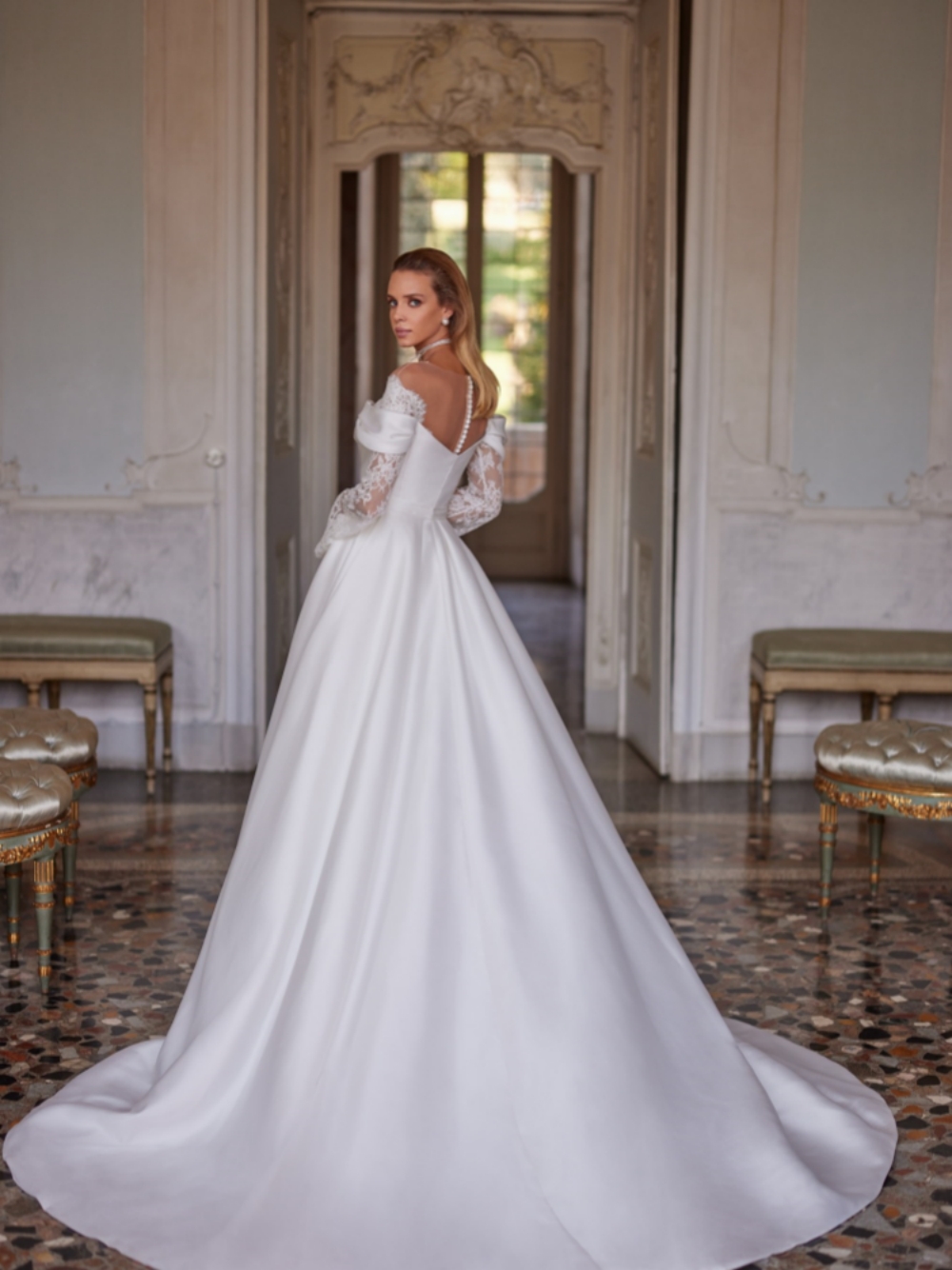 Elegant Sheer Neck A Line Wedding Dresses Lace Sleeve Pleat Satin Church Wedding Gown Plus Size Button Back Robe De Mariee