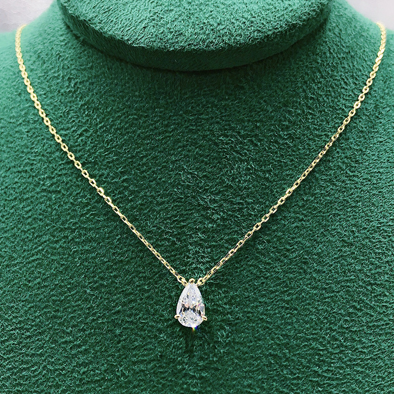 Choucong 2024 Water Drop Pendant Simple Fine Jewelry Real Sterling Sier Pear Cut White Moissanite Dia Gemstones Party Women Gold Earring Gift