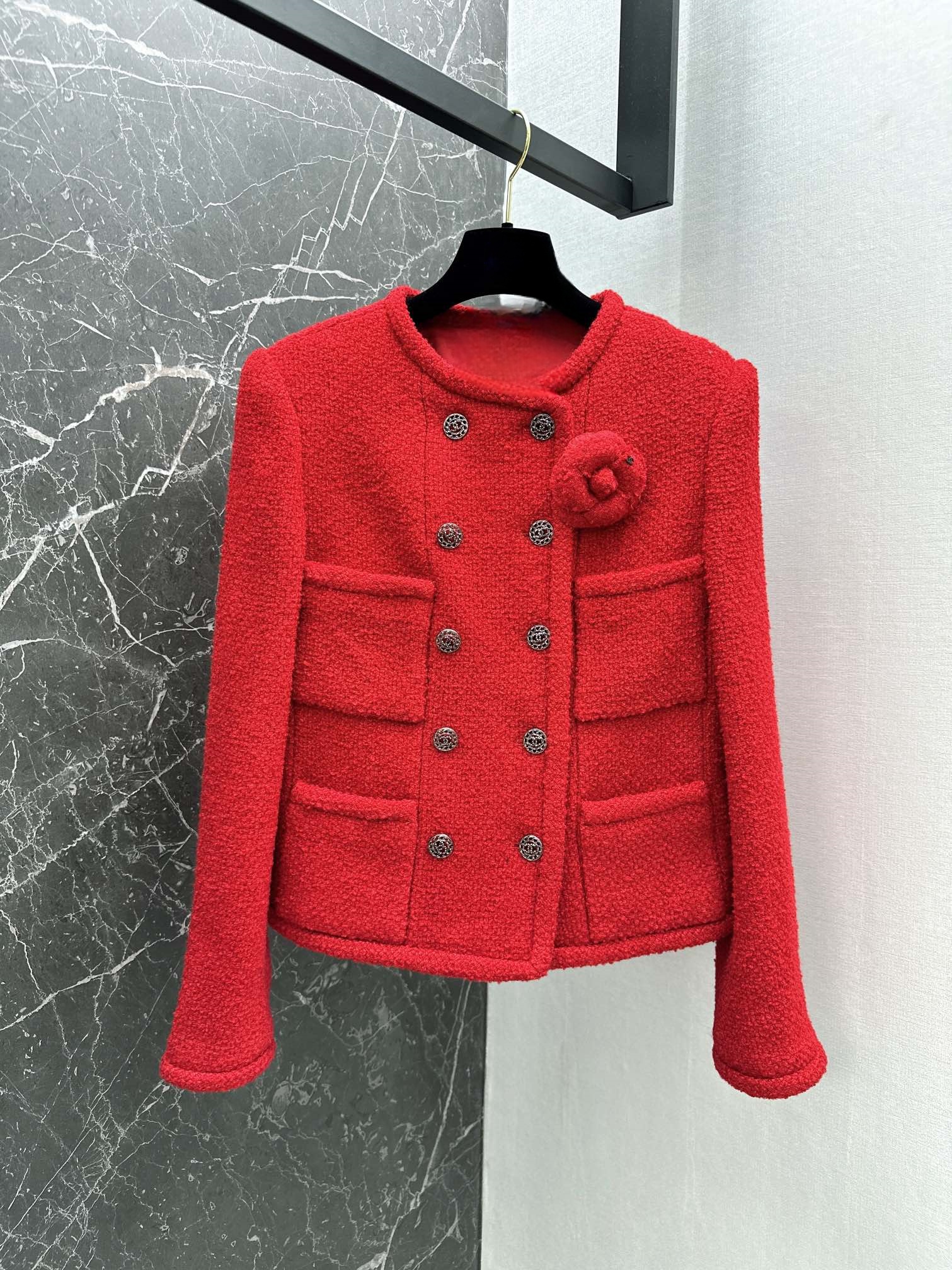 New Years Exclusive Series Camellia Decorative Round Neck Thick Tweed Coat
