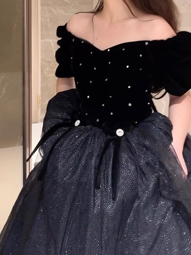 Black Prom Dress Elegant Evening Dresses Off the Shoulder Lace-up Back Tulle with Velvet Organza Party Gowns