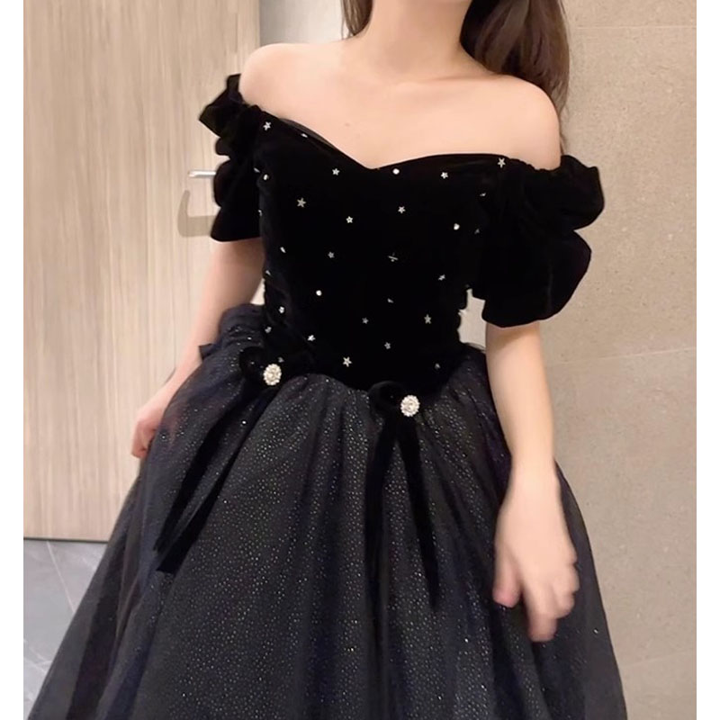 Black Prom Dress Elegant Evening Dresses Off the Shoulder Lace-up Back Tulle with Velvet Organza Party Gowns