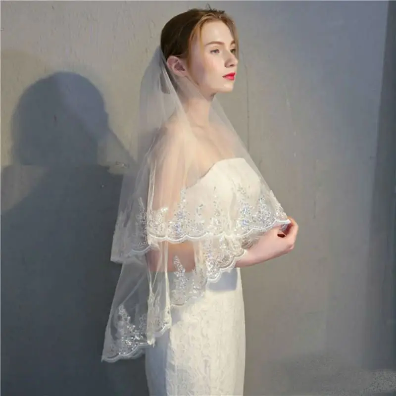 Wedding Veil Elbow Length Two Layers Lace Flower Applique Sequined White Ivory Exquisite Bridal Veils With Comb