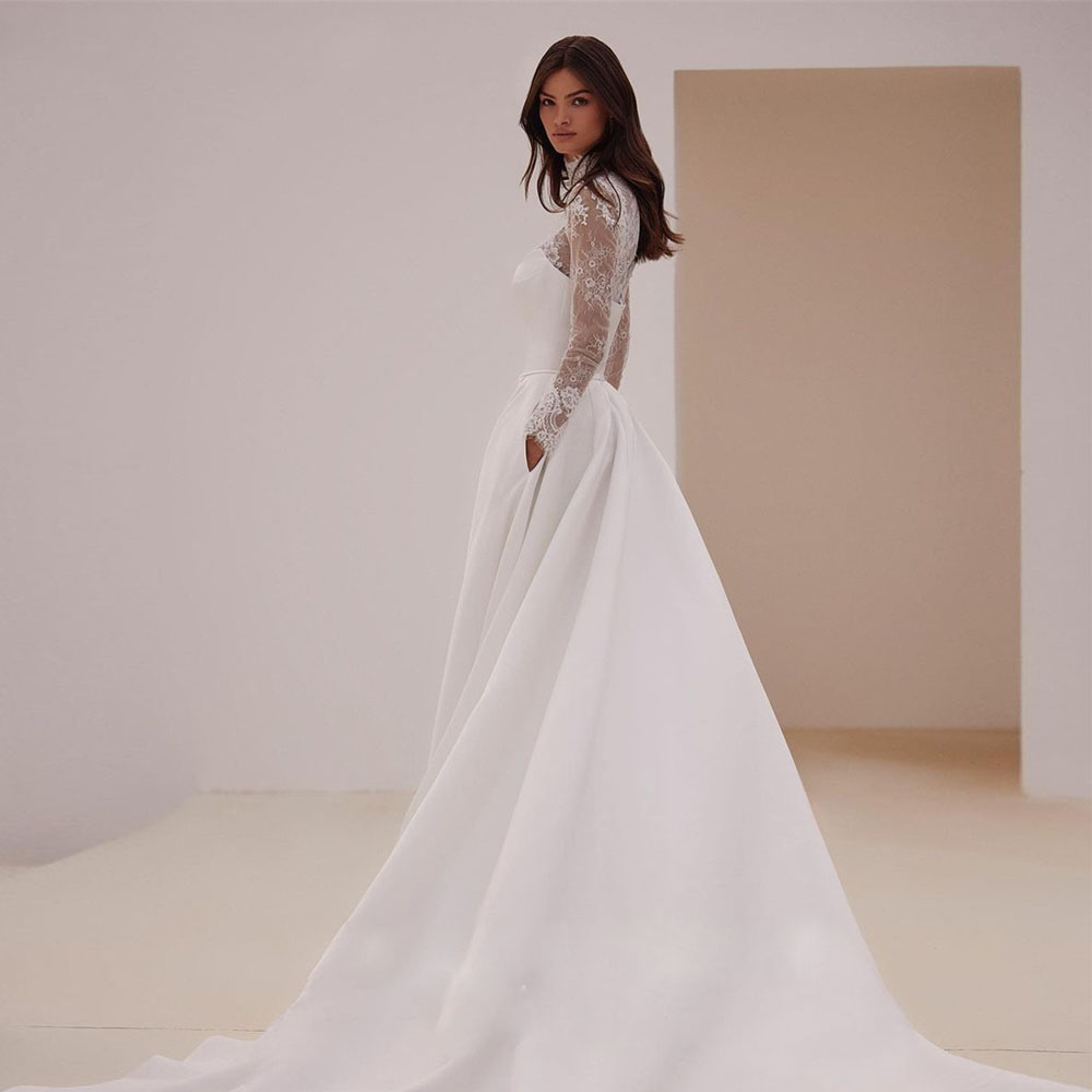 Vintage Lace Wedding Dresses High Neck Appliques Sleeves A-Line Side Slit Bridal Gowns Solid Satin vestido de novia