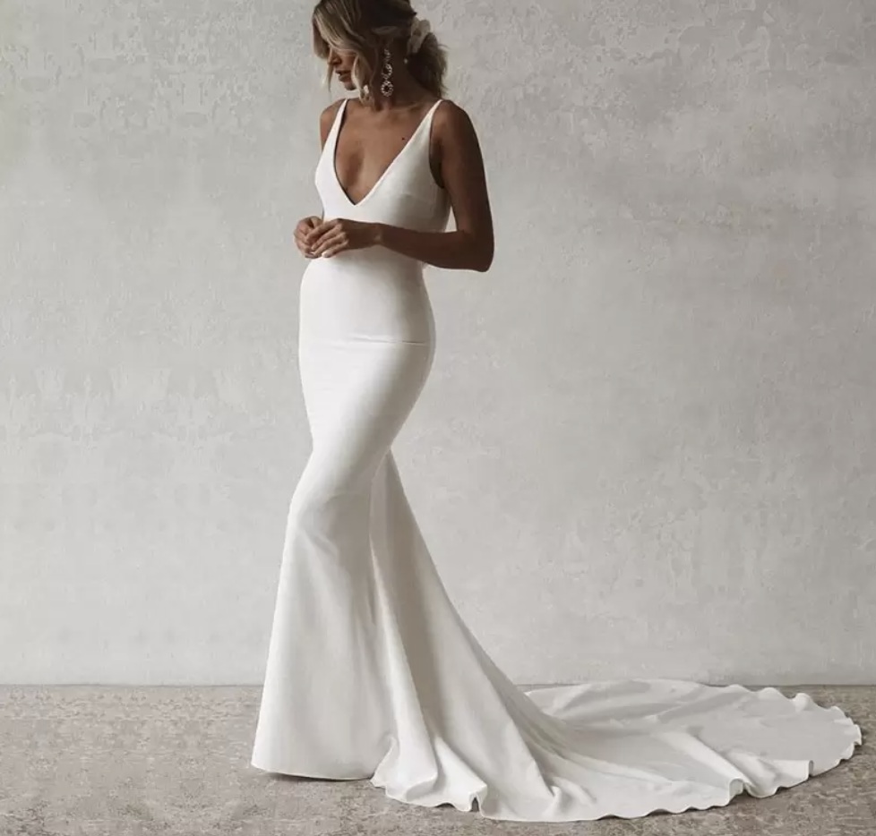 Country Mermaid Wedding Dresses Sexy Lace Appliques Crystal Beads Bridal Gowns Sweep Train Corset Back Plus Size Vestido de Noiva 05