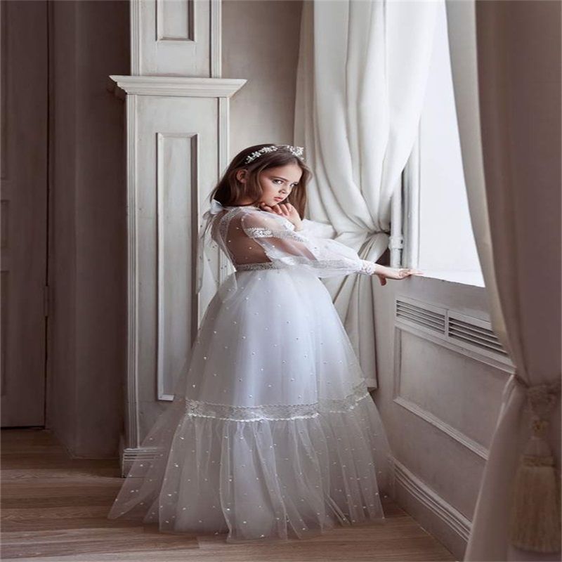 2024 Lovely Flower Girls Dresses For Weddings Long Sleeves Lace Appliques Princess Kids Birthday Girl Pageant Gowns Floor Length 0513