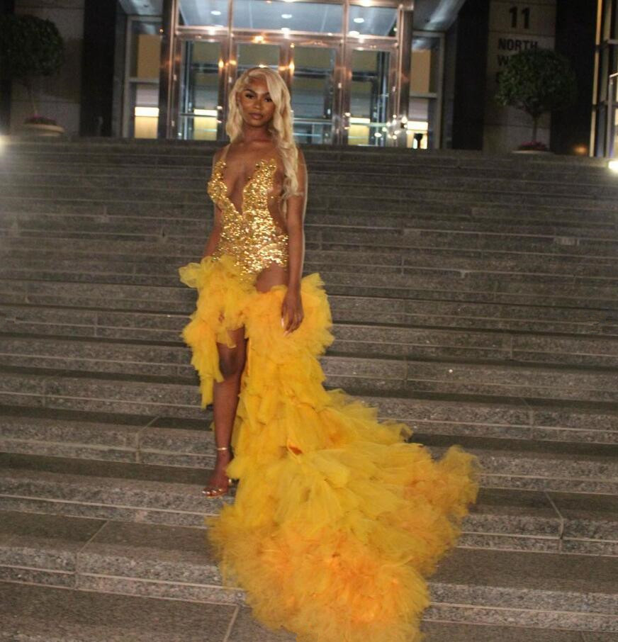 Gold Luxury Sparkly African Prom Ceremony Dresses for Women Luxury Diamond Ruffles Train Evening Birthday Gown Black Girl