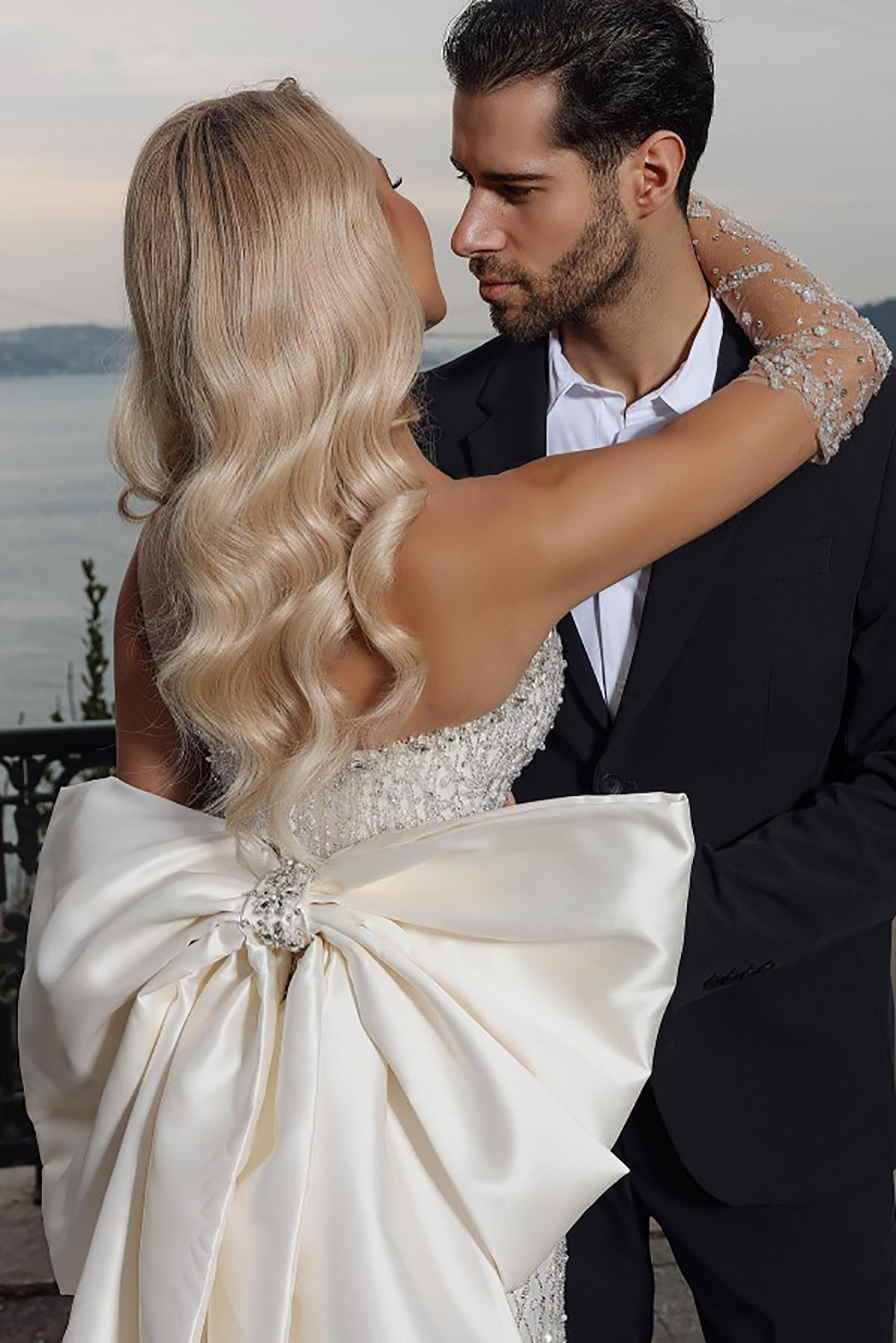 Crystal Mermaid Sparkly Bridal Gowns With Overskirts Wedding Dress Bow Sequins Beaded Custom Made Bride Dresses Vestido De Novia Es