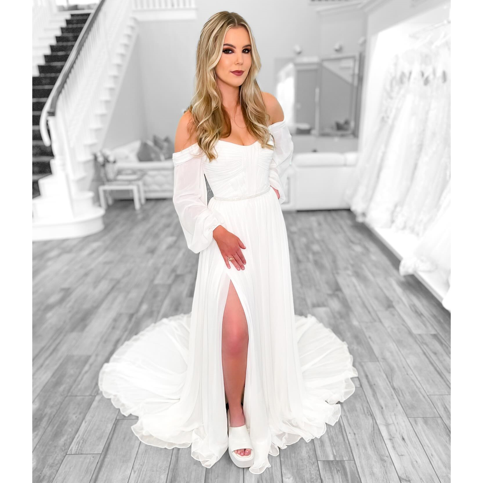 Elegant White Wedding Dress 2024 Strapless Side Split Swep Train Sexy Bridal Gowns Vestido De Noiva Custom Made 0521