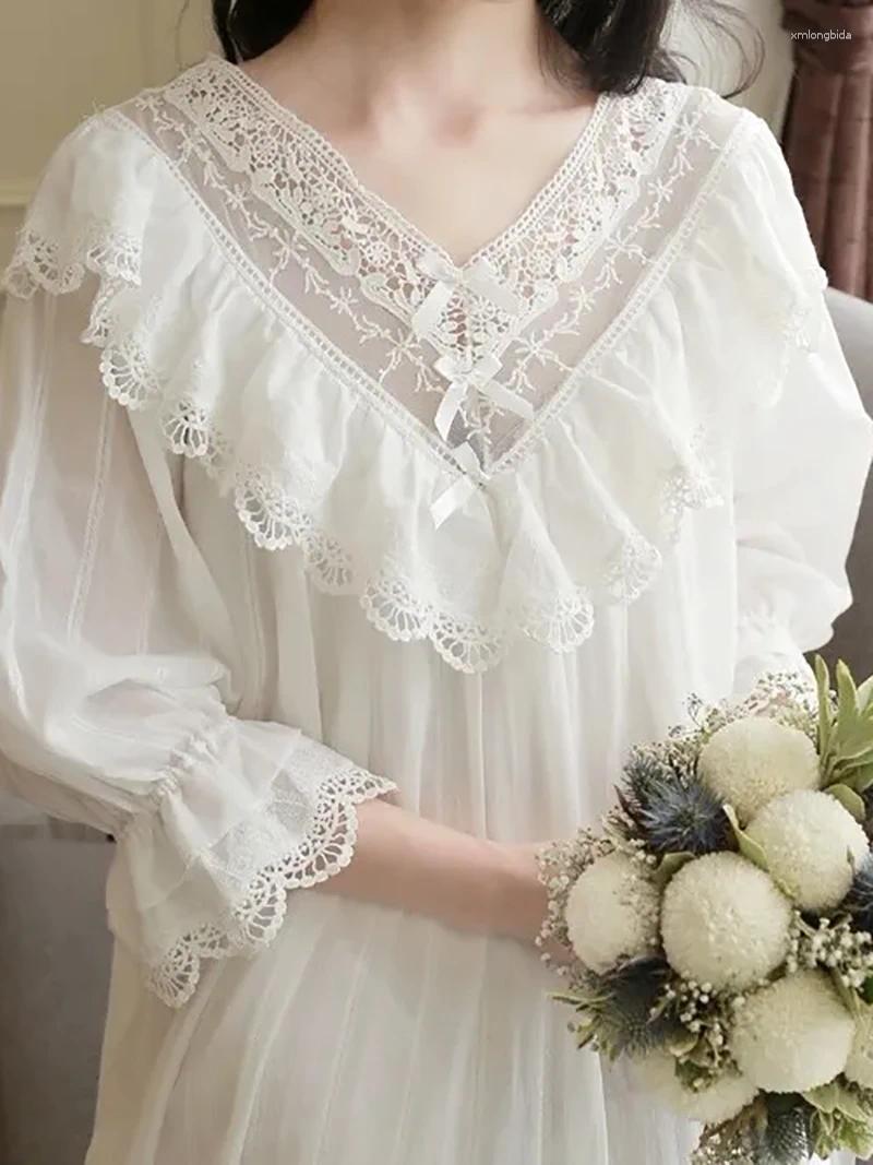 Women's Sleepwear Women Night Dress Pure Cotton Embroidery Lace V-neck Vintage Princess Victorian Nightgowns Peignoir Fairy Pamas