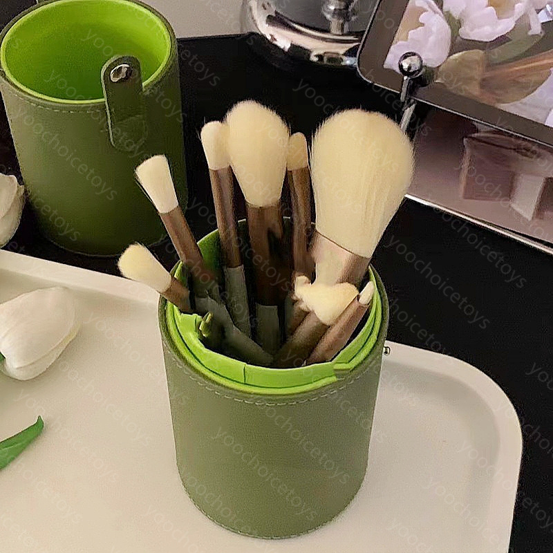 brush 8-piece suit soft detail eye shadow fluorescent powder basic concealer Blush mixed female makeup tool