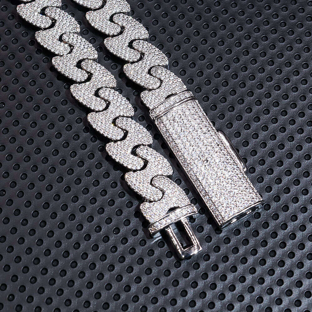 Wholesale Hip Hop Jewelry Moissanite Vvs Silver Plated 11mm Cuban Link Chain for Men Women Life