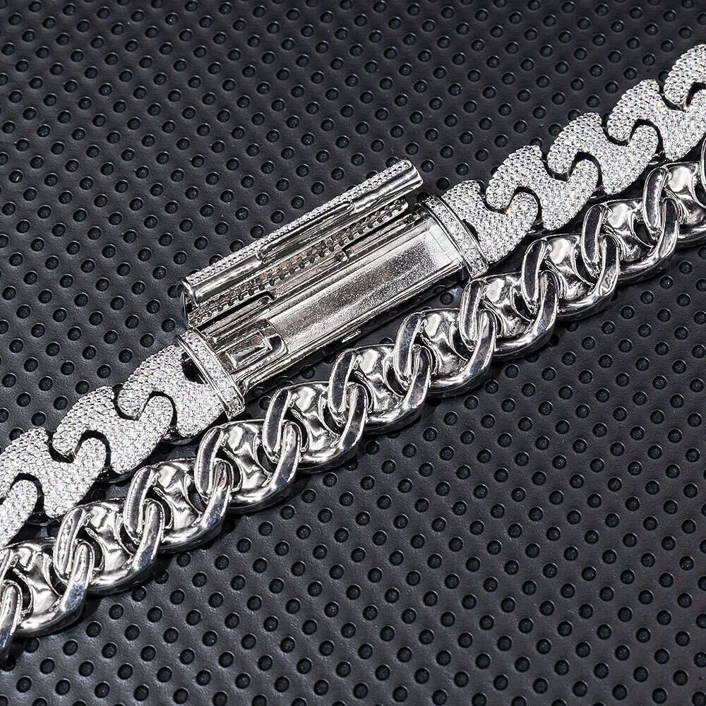 Wholesale Hip Hop Jewelry Moissanite Vvs Silver Plated 11mm Cuban Link Chain for Men Women Life