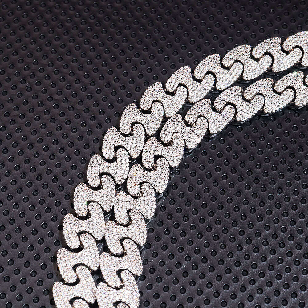 Wholesale Hip Hop Jewelry Moissanite Vvs Silver Plated 11mm Cuban Link Chain for Men Women Life
