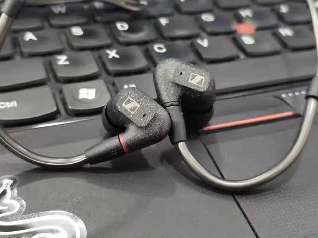 Headsets High Quality DIY IE300 In-Ear Hi-Fi Eeadphones IE300 Wired Headphones HIFI Headphones Sports Earbuds Soundproof Detachable Cable J240123 - view 5