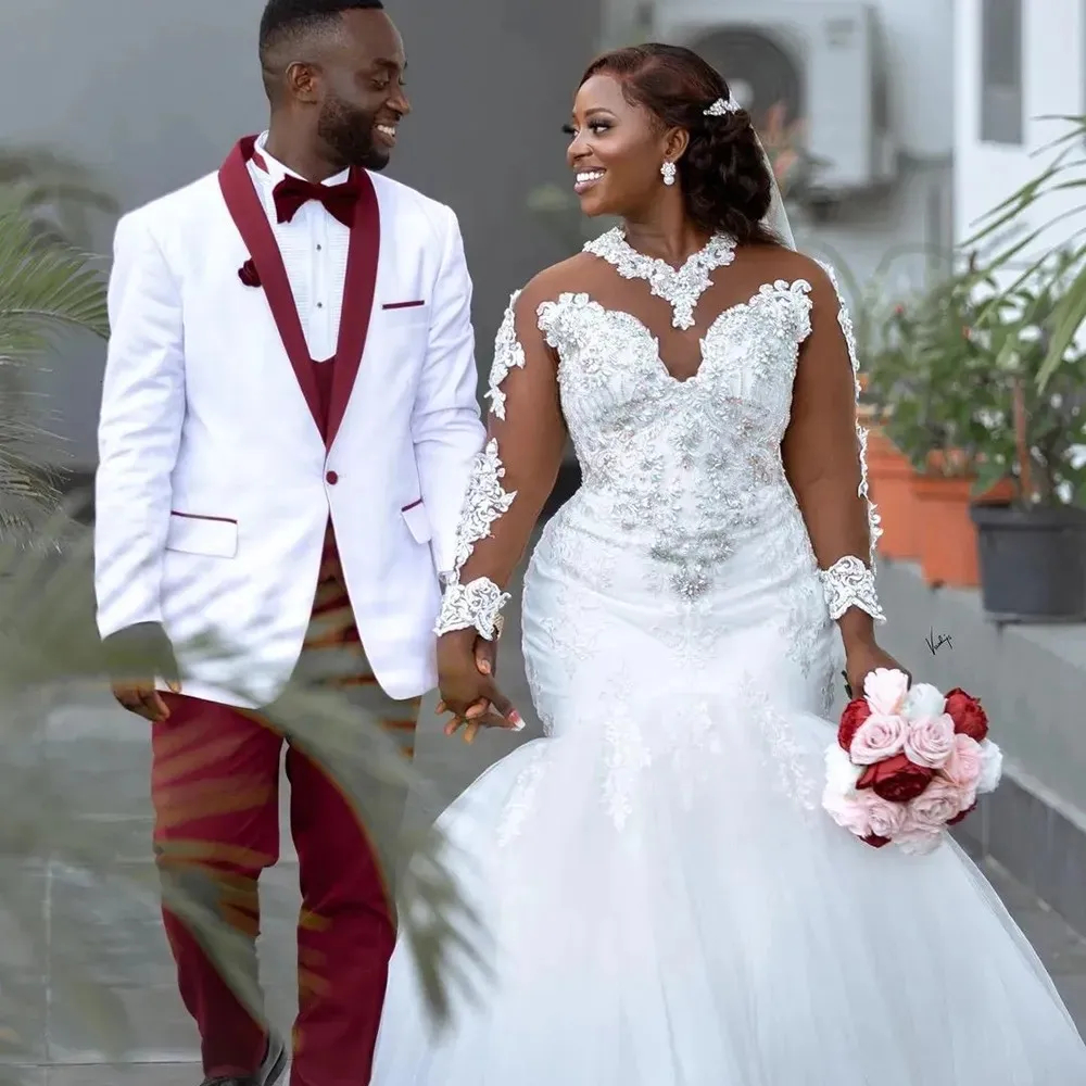 Crystal Beaded Mermaid Wedding Dresses Lace Appliques Long Sleeves African Arabic Luxury Bridal Gowns With Detachable Train