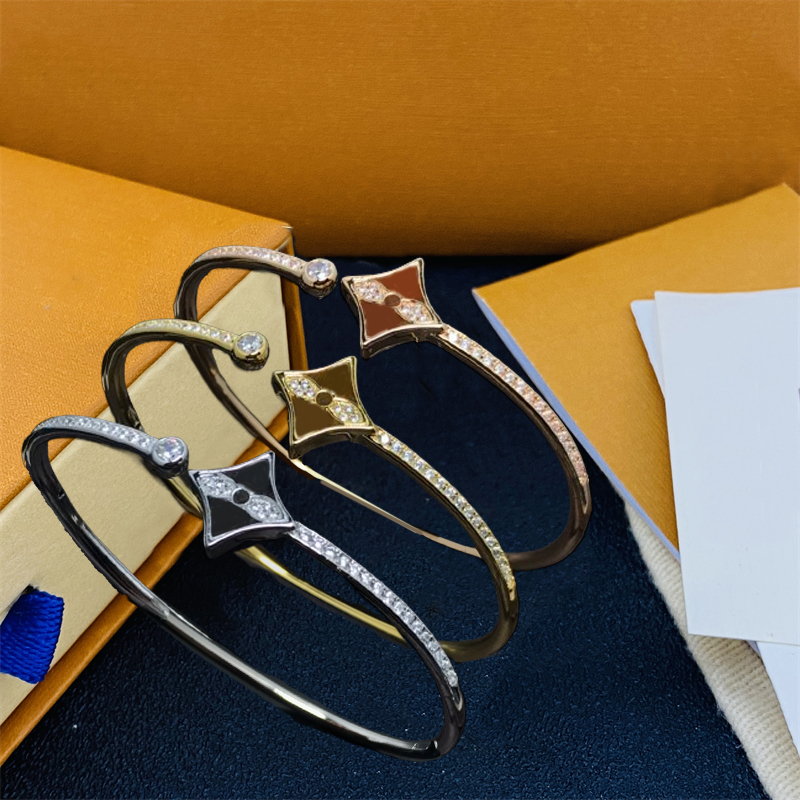 Luxury Bracelet Designer Jewelry Fashion Womens Chain Elegant Wedding Bracelets Stone Flower Design Titanium Top Quality Jewelrys Gift