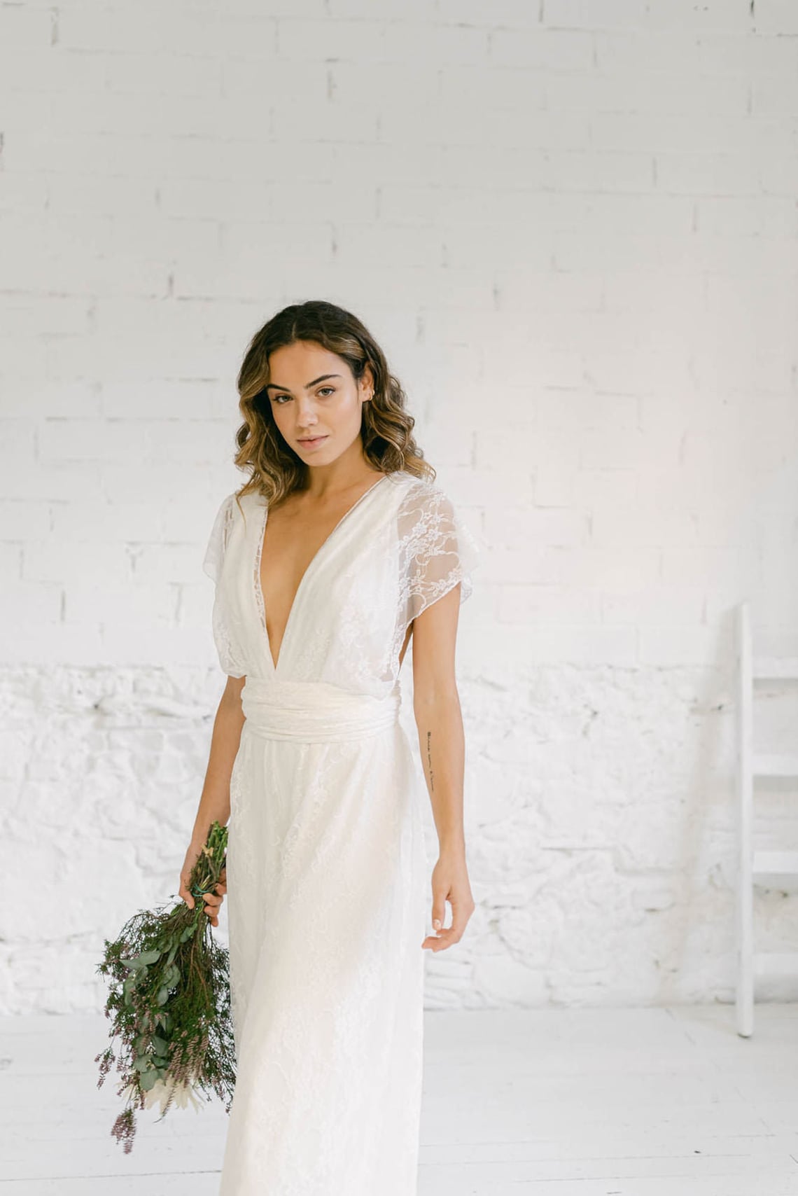 Fairy Lace Wedding Dress Trousers Summer Bridal Gowns V-Neck Short Sleeves Fairy Wedding Gowns