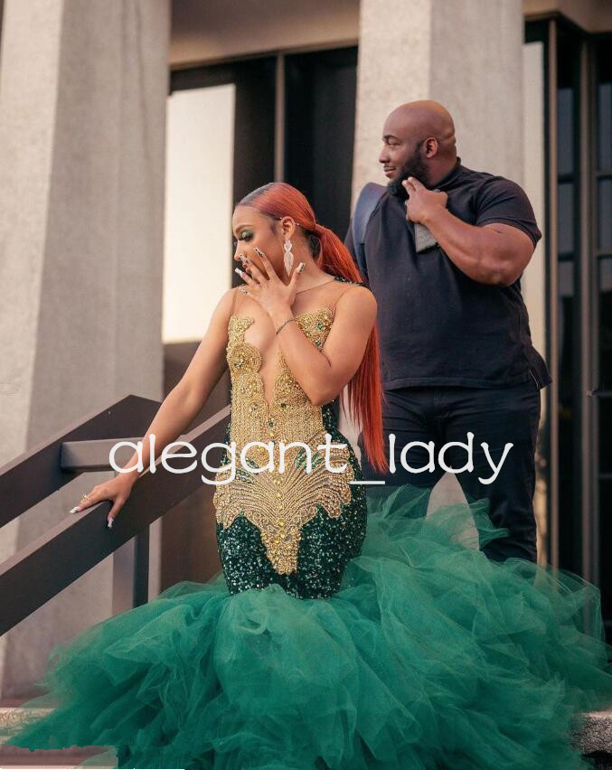 Emerald Green Mermaid Prom Party Dresses for Women Luxury Crystal Beaded Velvet Black Girl Evening Celebrity Gown backless