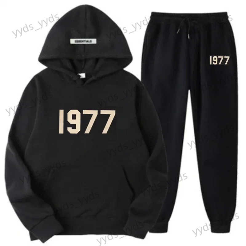 Men's Tracksuits Mens and Womens Hoodie Set Fashion Brand High Street Loose Wool Autumn and Winter Warm Number 1977 Hoodie Two piece T240713