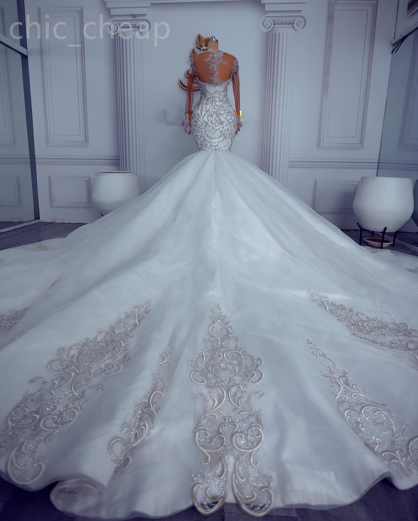 2024 Arabic Aso Ebi Plus Size Ivory Mermaid Wedding Dress Beaded Crystals Lace Sheer Neck Bridal Gowns Dresses ZJ075