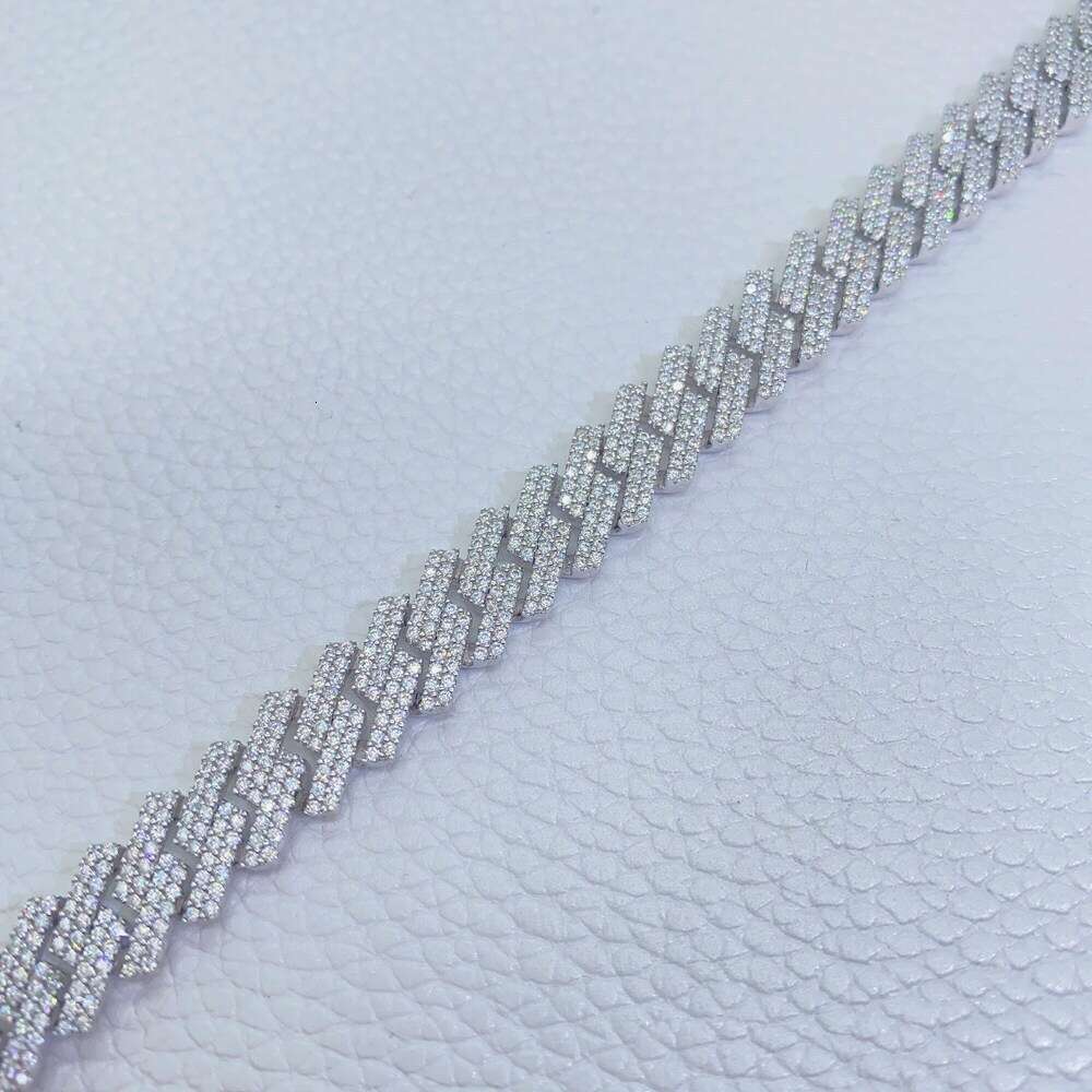 New Trending Hiphop Jewelry Women Iced Out Rhodium Plated Full-diamond Moissanite Cuban Link Bracelet