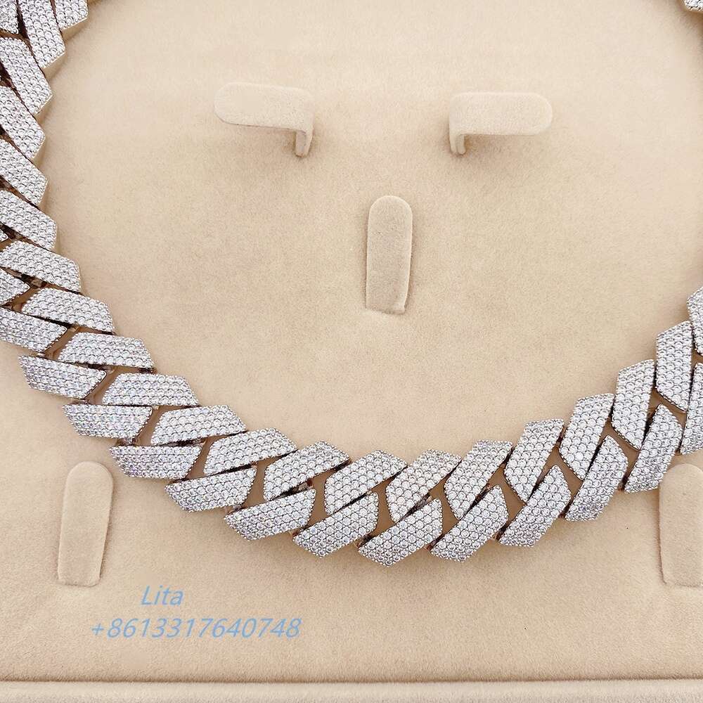 Buss Down Luxury Hip Hop Jewelry 18mm 4 Rows Iced Out Moissanite Miami 925 Cuban Link Chain