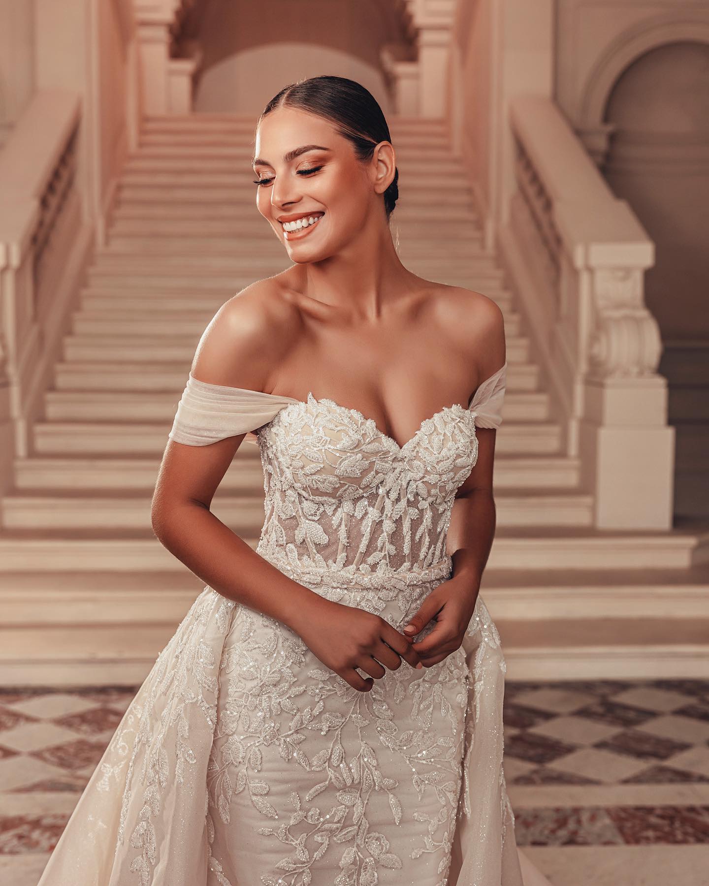 Mermaid Sparkly Lace Beaded Wedding Dresses With Detachable Train Sequined Bridal Gowns Appliqued Off The Shoulder Necke Vestido De Novia