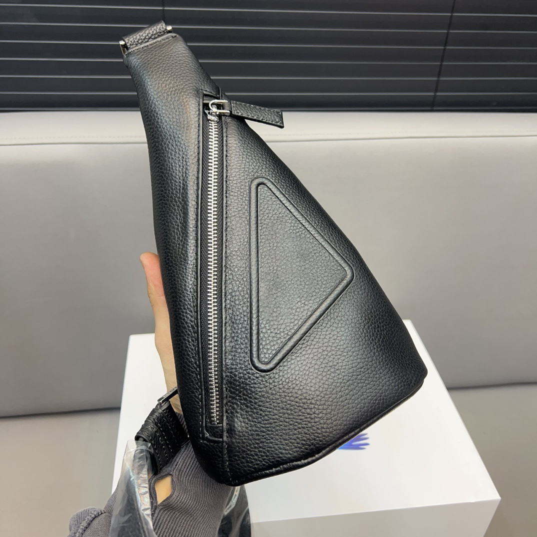 Luxury Chest Bag Mens Fannypack Designer Genuine Leather Waist Bags Womens Nylon BumBag Waistpacks Crossbody Belt Bag Fashion Sport Rucksack Purse Wallets X241210