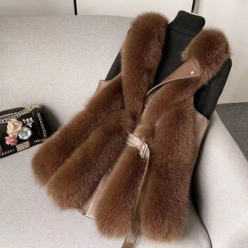 Fox Fur Vest Coat Womens Faux Fur Waistcoat Fashion Slim Fur Jacket Chic Sleeveless Faux Fox Fur Vests with Belt Jacket 240124