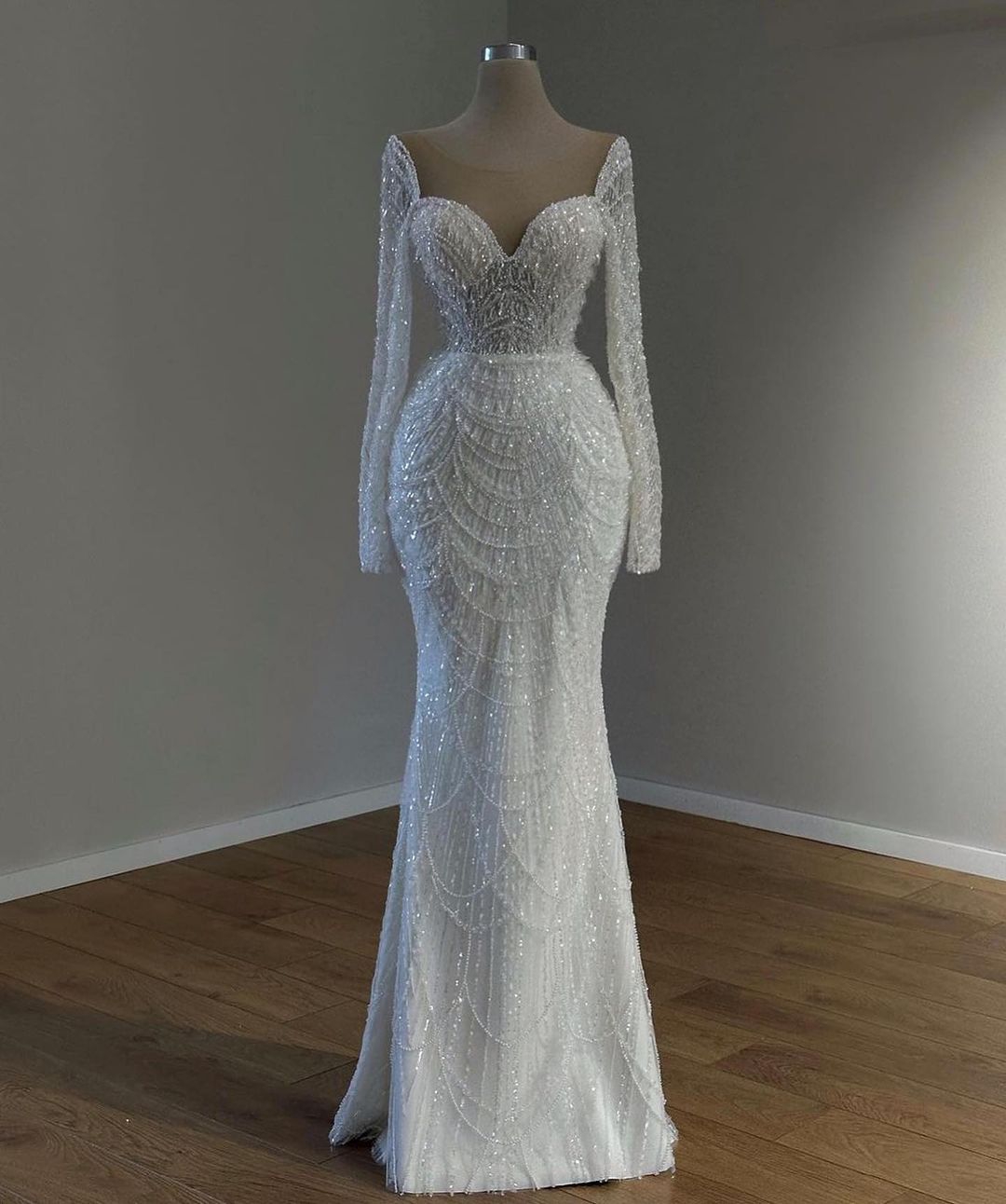 Gorgeous Mermaid Wedding Detachable Train Pearls Sequins Bridal Gowns Beaded Long Sleeve Bride Dresses Custom Made