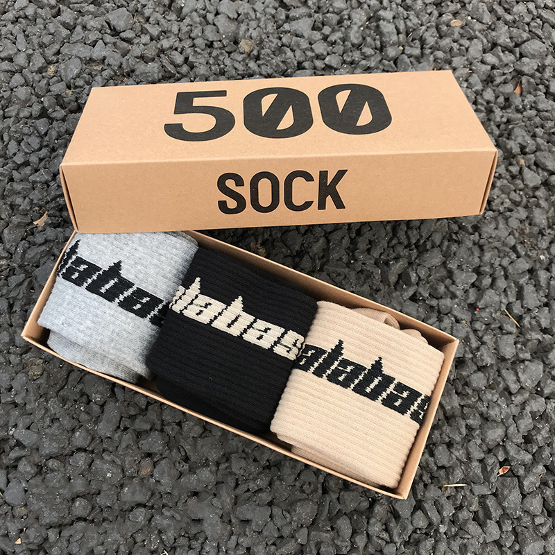 Men's Socks Skateboard Fashion Men's Letter Printed Socks Sports Socks Hip Hop Style Stockings
