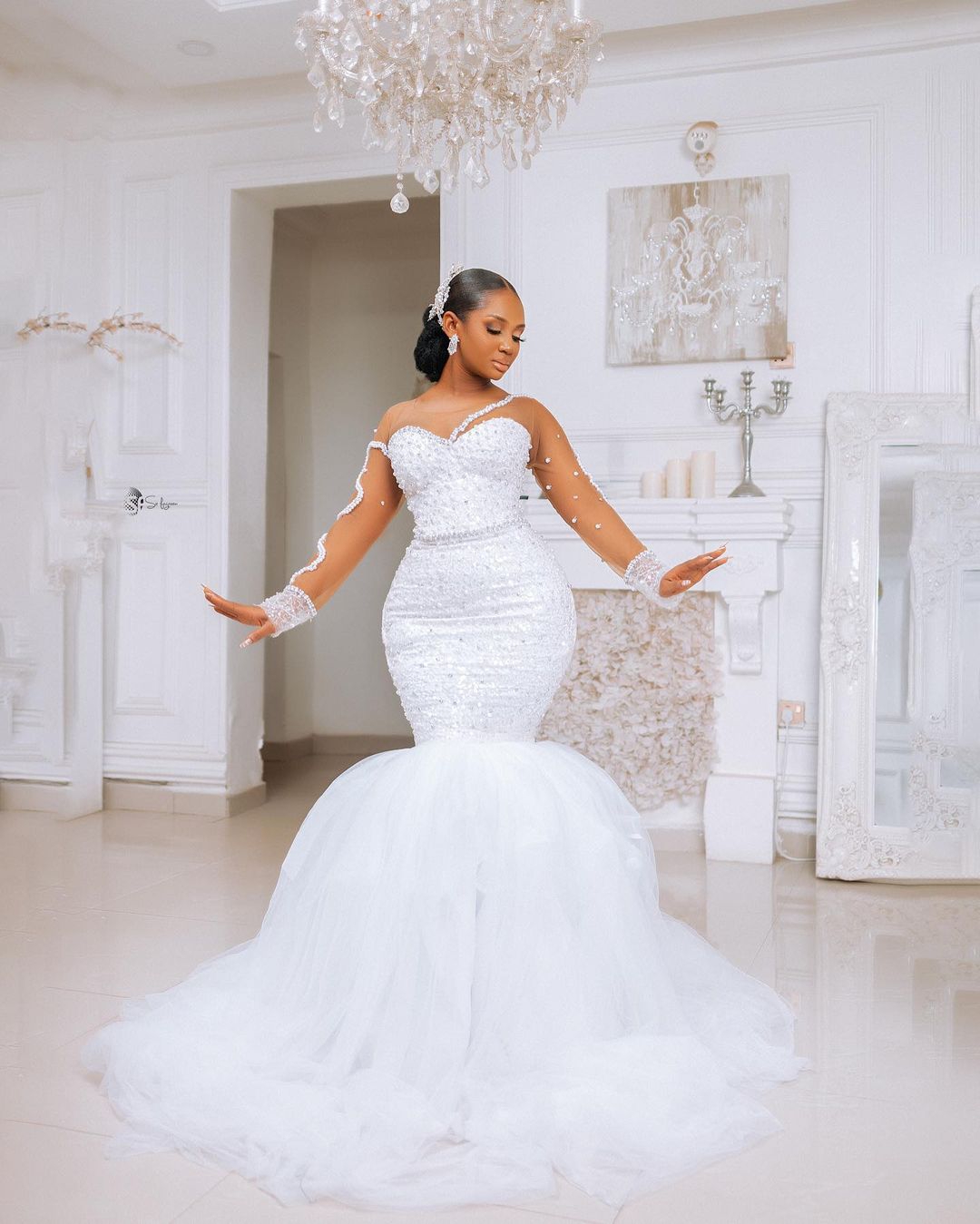 Glamorous Pearls Crystal Mermaid Wedding Dresses Sheer O Neck Bridal Gowns Sequins Ruffle Train Bride Dress Custom Made Plus Size